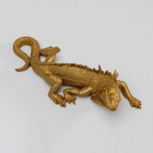 KARE Nástenný objekt jašterica, lakovaný polyresin, 31 x 11 cm, zlatá